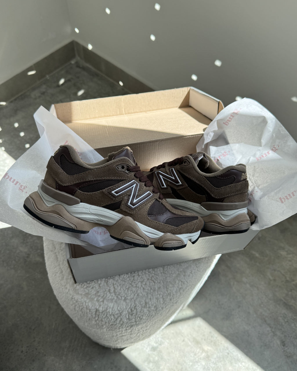 Tênis NB 9060 Marrom